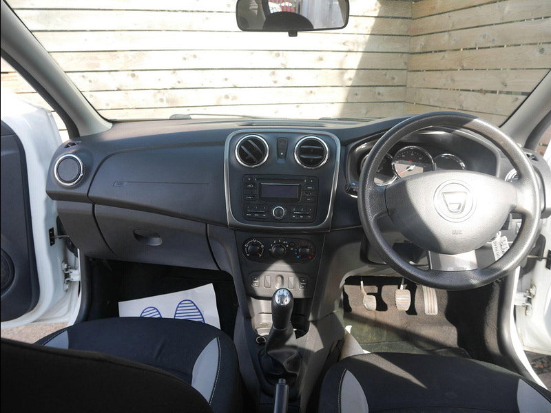 Dacia Sandero Stepway 0.9 TCe Ambiance Hatchback 5dr Petrol Manual Euro 5 (90 ps) 5dr Manual 2026