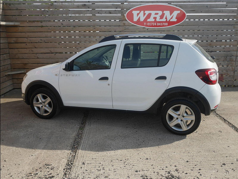 Dacia Sandero Stepway 0.9 TCe Ambiance Hatchback 5dr Petrol Manual Euro 5 (90 ps) 5dr Manual 2026