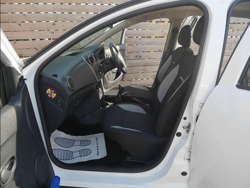 Dacia Sandero Stepway 0.9 TCe Ambiance Hatchback 5dr Petrol Manual Euro 5 (90 ps) 5dr Manual 2026