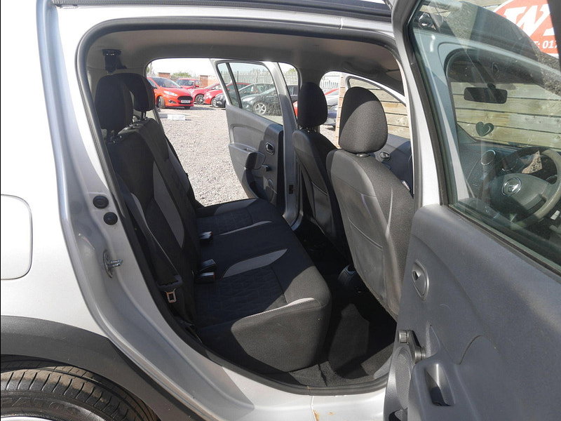 Dacia Sandero Stepway 0.9 TCe Ambiance Hatchback 5dr Petrol Manual Euro 6 (s/s) (90 ps) 5dr Manual 2026