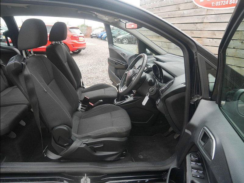 Ford B-Max 1.0T EcoBoost Titanium MPV 5dr Petrol Manual Euro 5 (s/s) (125 ps) 5dr Manual 2026