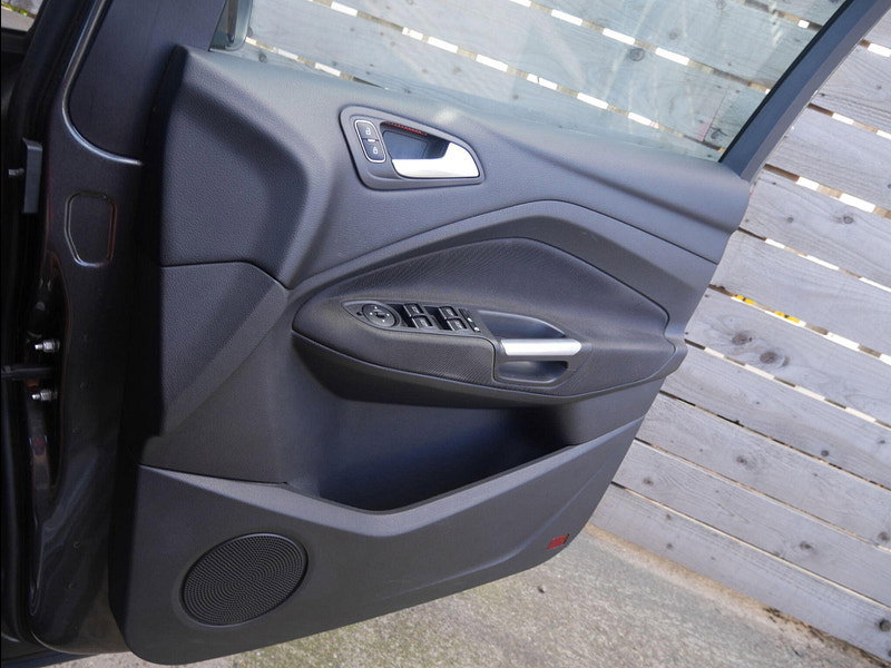 Ford C-Max 1.0T EcoBoost GPF Titanium MPV 5dr Petrol Manual Euro 6 (s/s) (100 ps) 5dr Manual 2026