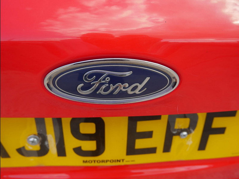 Ford C-Max 1.0T EcoBoost GPF Zetec MPV 5dr Petrol Manual Euro 6 (s/s) (125 ps) 5dr Manual 2026