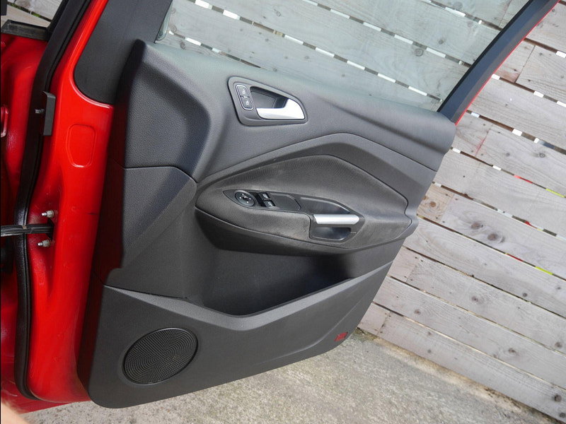 Ford C-Max 1.0T EcoBoost GPF Zetec MPV 5dr Petrol Manual Euro 6 (s/s) (125 ps) 5dr Manual 2026