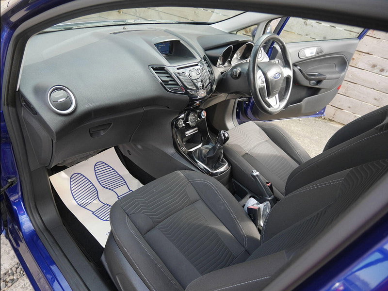 Ford Fiesta 1.0T EcoBoost Zetec Hatchback 5dr Petrol Manual Euro 6 (s/s) (100 ps) 5dr Manual 2026