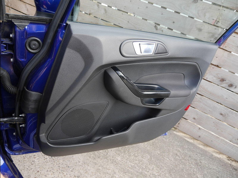 Ford Fiesta 1.0T EcoBoost Zetec Hatchback 5dr Petrol Manual Euro 6 (s/s) (100 ps) 5dr Manual 2026