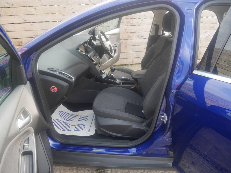 Ford Focus 1.0T EcoBoost Titanium Hatchback 5dr Petrol Manual Euro 6 (s/s) (125 ps) 5dr Manual 2026
