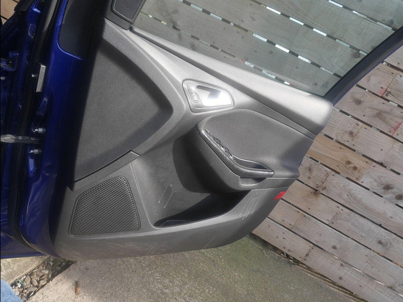Ford Focus 1.0T EcoBoost Titanium Hatchback 5dr Petrol Manual Euro 6 (s/s) (125 ps) 5dr Manual 2026