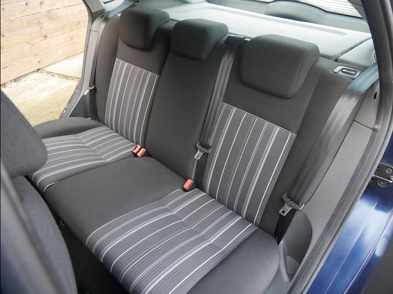 Ford Focus 1.6 Style Hatchback 5dr Petrol Manual (159 g/km, 99 bhp) 5dr Manual 2026