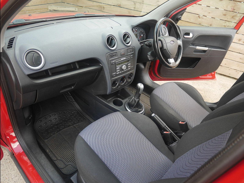 Ford Fusion 1.4 Zetec 5dr 5dr Manual 2026