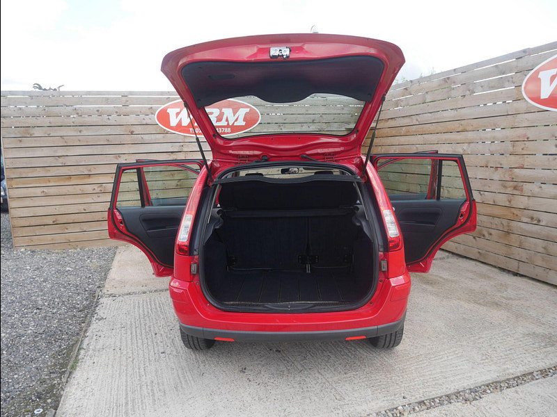 Ford Fusion 1.4 Zetec 5dr 5dr Manual 2026