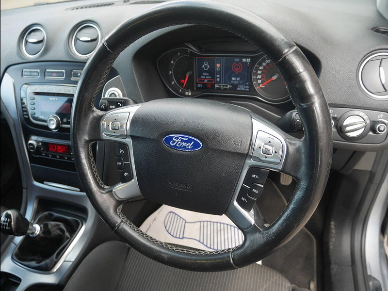 Ford Mondeo 2.0 TDCi Titanium Hatchback 5dr Diesel Manual Euro 5 (140 ps) 5dr Manual 2026