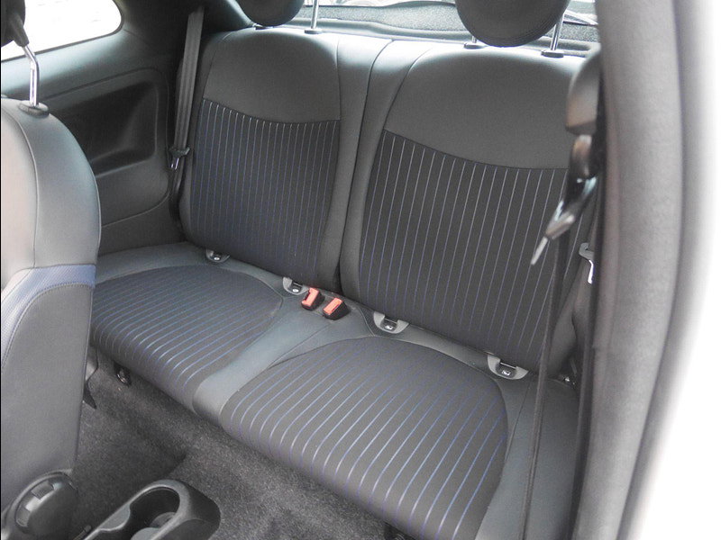 Fiat 500 1.0 MHEV Rock Star Euro 6 (s/s) 3dr 3dr Manual 2026