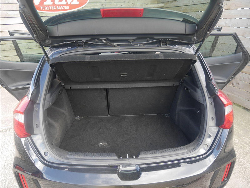 Kia Ceed 1.6 CRDi GT-Line Hatchback 5dr Diesel Manual Euro 6 (s/s) (134 bhp) 5dr Manual 2026