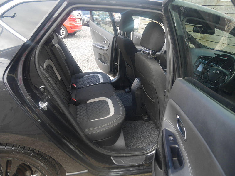 Kia Ceed 1.6 CRDi GT-Line Hatchback 5dr Diesel Manual Euro 6 (s/s) (134 bhp) 5dr Manual 2026