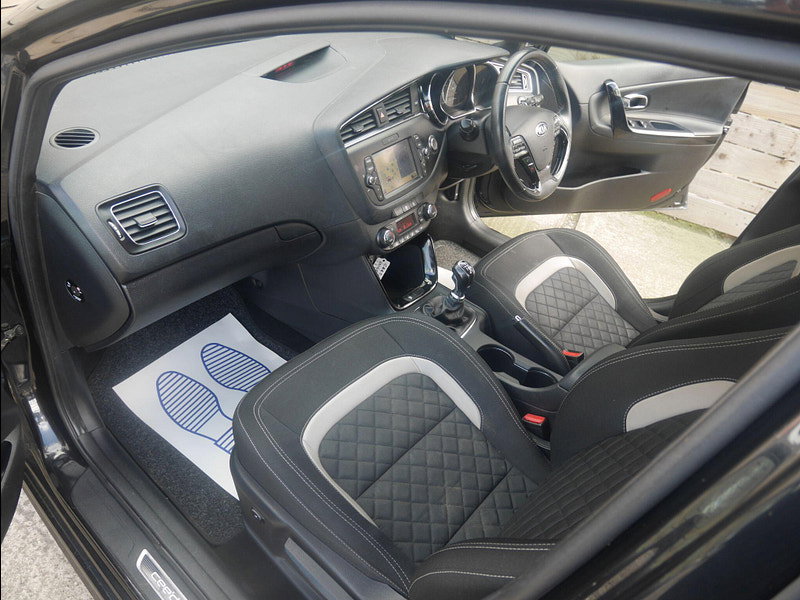 Kia Ceed 1.6 CRDi GT-Line Hatchback 5dr Diesel Manual Euro 6 (s/s) (134 bhp) 5dr Manual 2026