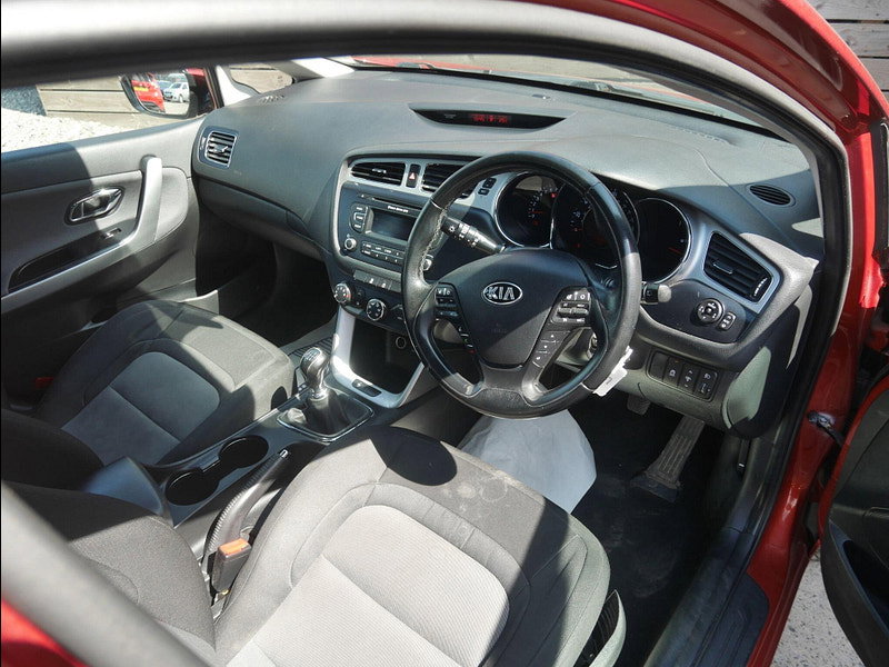 Kia Ceed 1.6 GDi EcoDynamics 2 Hatchback 5dr Petrol Manual Euro 5 (s/s) (133 bhp) 5dr Manual 2026