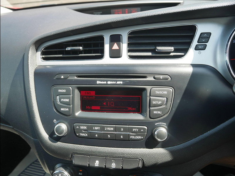 Kia Ceed 1.6 GDi EcoDynamics 2 Hatchback 5dr Petrol Manual Euro 5 (s/s) (133 bhp) 5dr Manual 2026