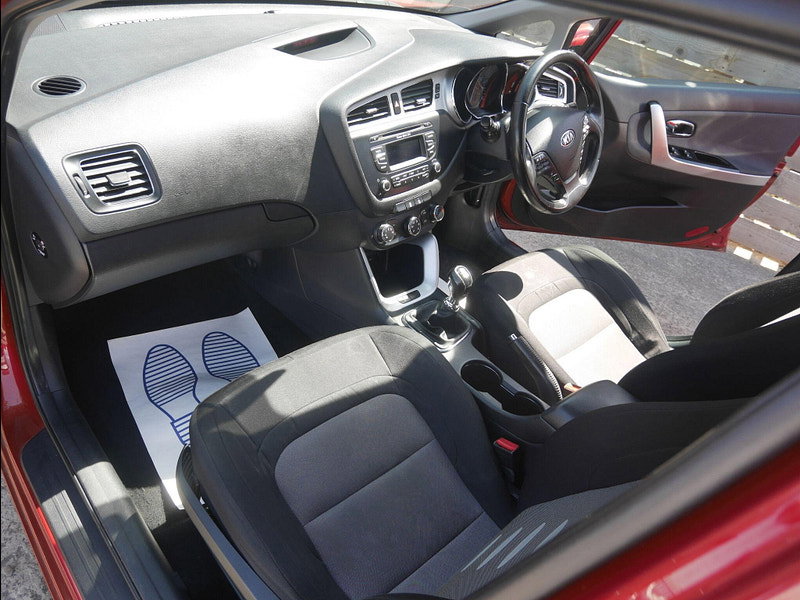 Kia Ceed 1.6 GDi EcoDynamics 2 Hatchback 5dr Petrol Manual Euro 5 (s/s) (133 bhp) 5dr Manual 2026