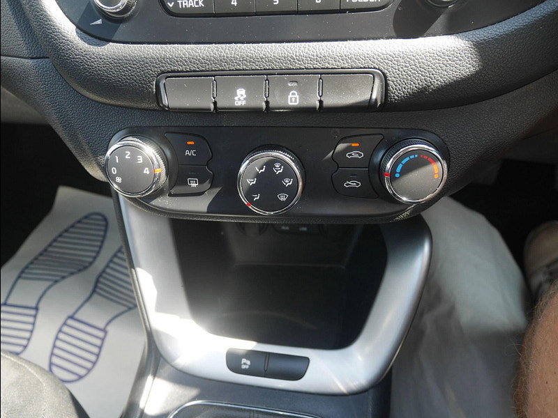 Kia Ceed 1.6 GDi EcoDynamics 2 Hatchback 5dr Petrol Manual Euro 5 (s/s) (133 bhp) 5dr Manual 2026