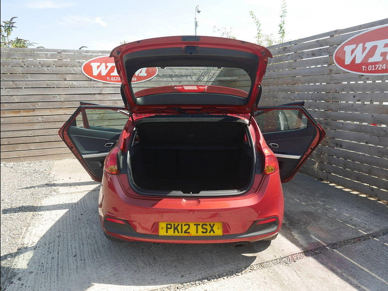 Kia Ceed 1.6 GDi EcoDynamics 2 Hatchback 5dr Petrol Manual Euro 5 (s/s) (133 bhp) 5dr Manual 2026