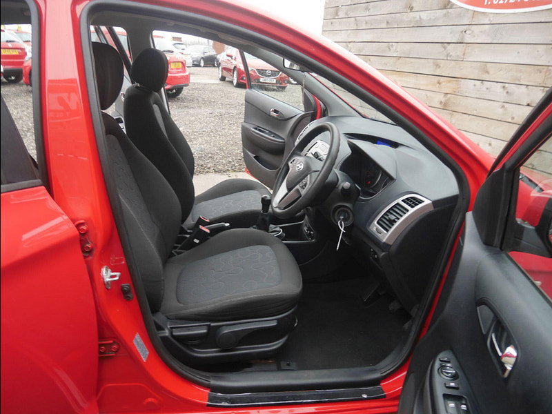 Hyundai I20 1.2 Comfort Hatchback 5dr Petrol Manual Euro 5 (77 bhp) 5dr Manual 2026