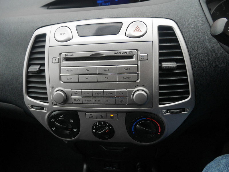 Hyundai I20 1.2 Comfort Hatchback 5dr Petrol Manual Euro 5 (77 bhp) 5dr Manual 2026