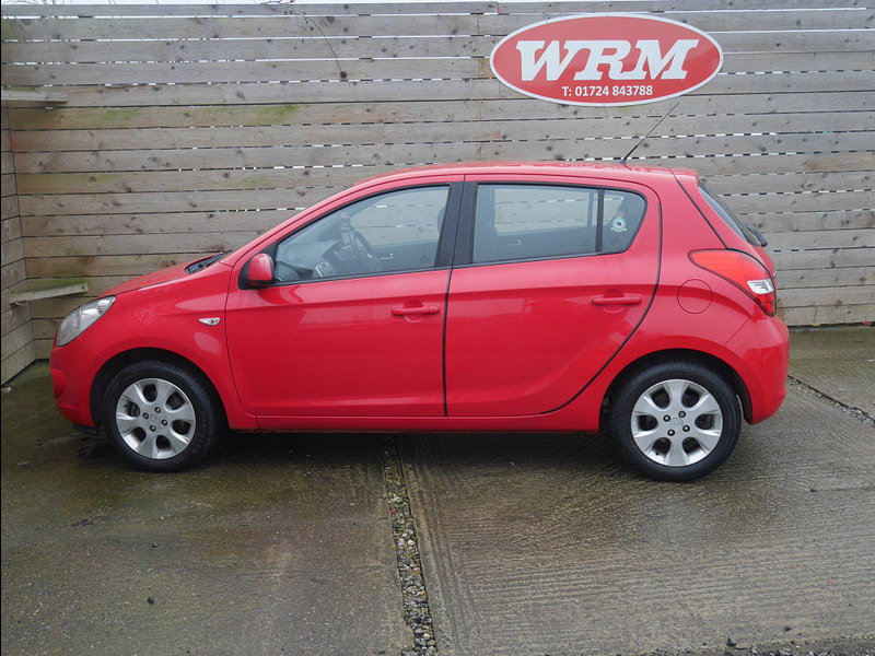 Hyundai I20 1.2 Comfort Hatchback 5dr Petrol Manual Euro 5 (77 bhp) 5dr Manual 2026