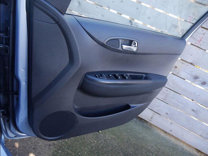 Hyundai I20 1.2 Active Hatchback 5dr Petrol Manual Euro 5 (85 bhp) 5dr Manual 2026