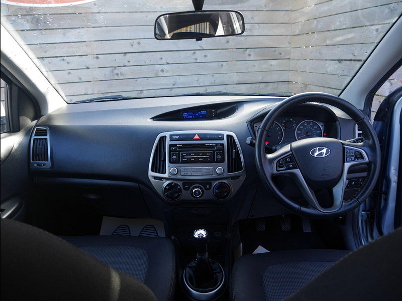 Hyundai I20 1.2 Active Hatchback 5dr Petrol Manual Euro 5 (85 bhp) 5dr Manual 2026