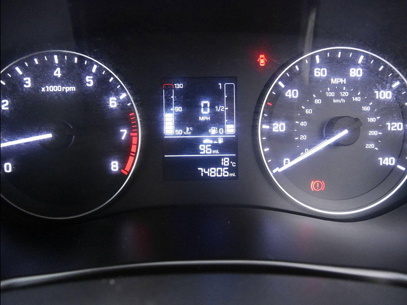 Hyundai I20 1.2 SE Hatchback 5dr Petrol Manual Euro 6 (84 ps) 5dr Manual 2026