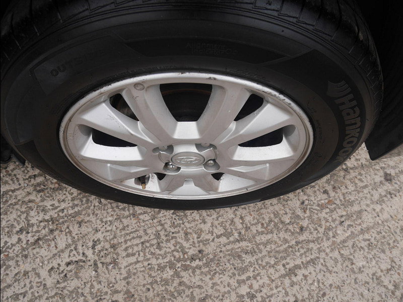 Hyundai I20 1.2 SE Hatchback 5dr Petrol Manual Euro 6 (84 ps) 5dr Manual 2026