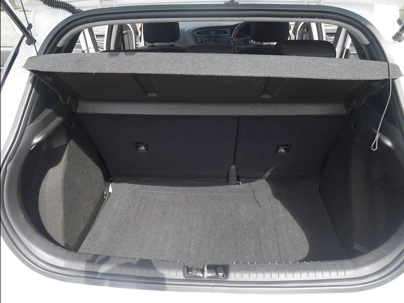 Hyundai I20 1.2 SE Launch Edition Hatchback 5dr Petrol Manual Euro 6 (s/s) (84 ps) 5dr Manual 2026