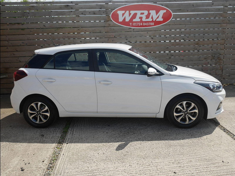 Hyundai I20 1.2 SE Launch Edition Hatchback 5dr Petrol Manual Euro 6 (s/s) (84 ps) 5dr Manual 2026