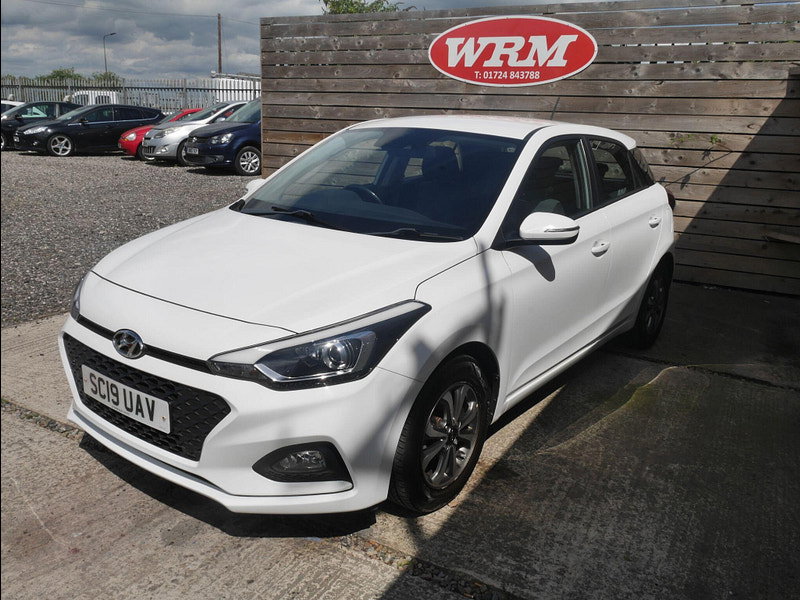 Hyundai I20 1.2 SE Launch Edition Hatchback 5dr Petrol Manual Euro 6 (s/s) (84 ps) 5dr Manual 2026