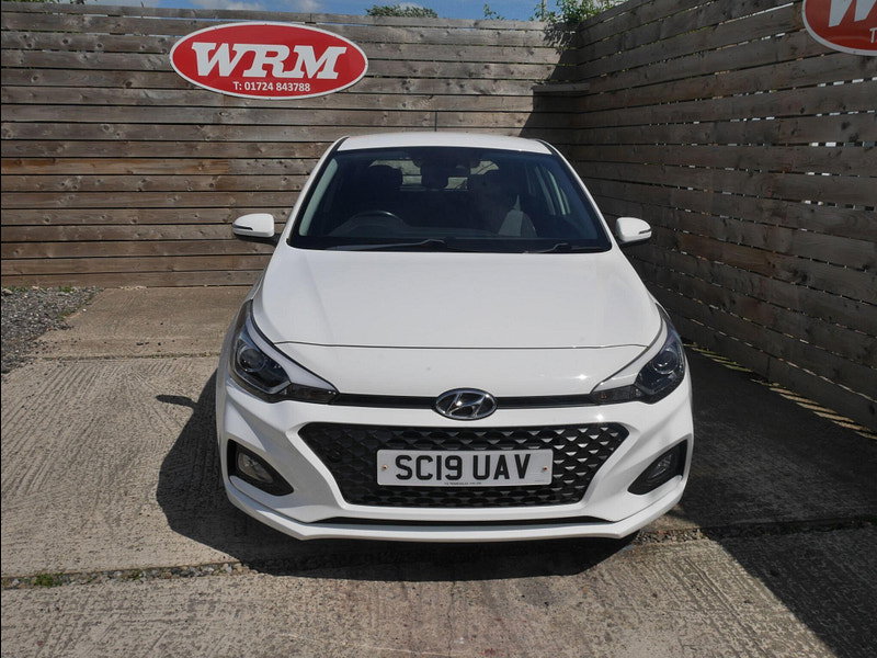 Hyundai I20 1.2 SE Launch Edition Hatchback 5dr Petrol Manual Euro 6 (s/s) (84 ps) 5dr Manual 2026