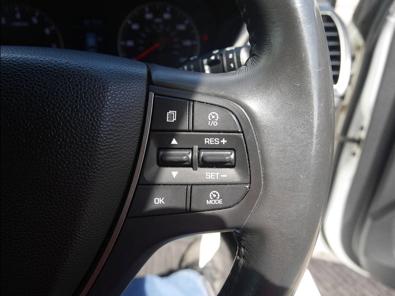 Hyundai I20 1.2 SE Launch Edition Hatchback 5dr Petrol Manual Euro 6 (s/s) (84 ps) 5dr Manual 2026