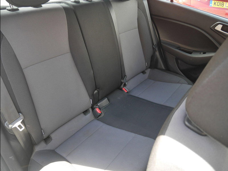 Hyundai I20 1.2 SE Launch Edition Hatchback 5dr Petrol Manual Euro 6 (s/s) (84 ps) 5dr Manual 2026