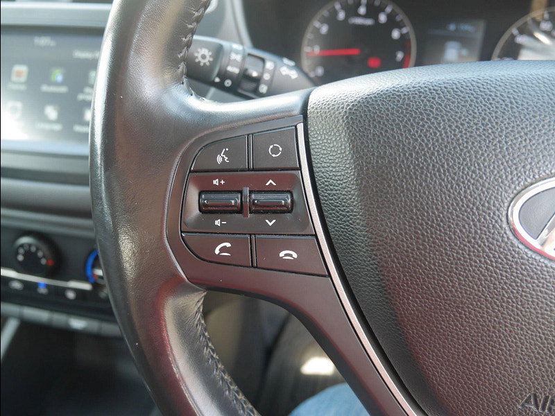 Hyundai I20 1.2 SE Launch Edition Hatchback 5dr Petrol Manual Euro 6 (s/s) (84 ps) 5dr Manual 2026