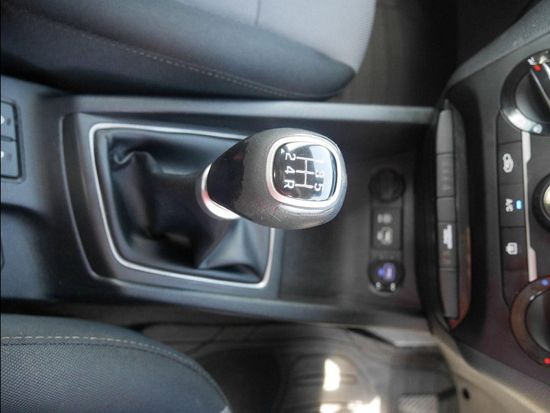 Hyundai I20 1.2 SE Launch Edition Hatchback 5dr Petrol Manual Euro 6 (s/s) (84 ps) 5dr Manual 2026