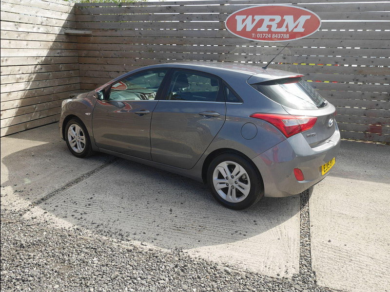Hyundai I30 1.4 SE Hatchback 5dr Petrol Manual Euro 6 (100 ps) 5dr Manual 2026