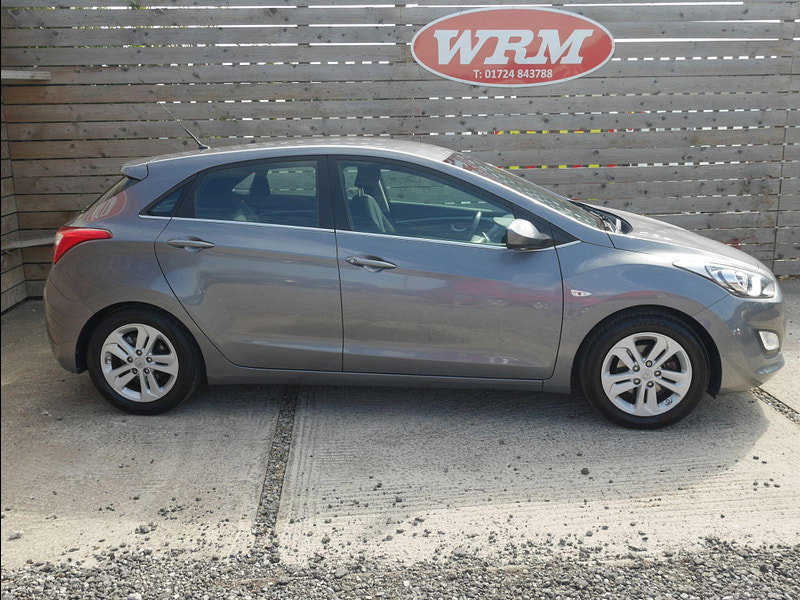 Hyundai I30 1.4 SE Hatchback 5dr Petrol Manual Euro 6 (100 ps) 5dr Manual 2026