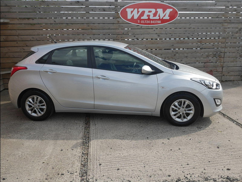 Hyundai I30 1.6 CRDi Blue Drive Active Hatchback 5dr Diesel Manual Euro 5 (s/s) (110 ps) 5dr Manual 2026