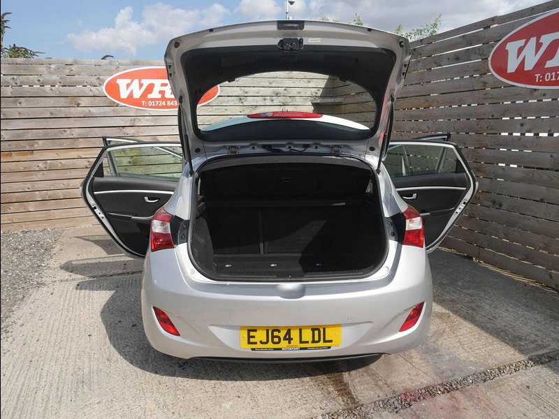 Hyundai I30 1.6 CRDi Blue Drive Active Hatchback 5dr Diesel Manual Euro 5 (s/s) (110 ps) 5dr Manual 2026