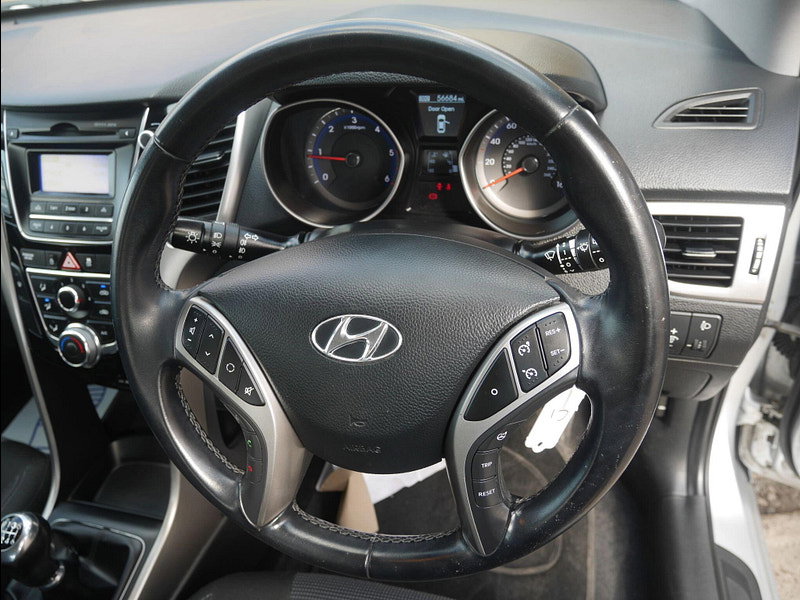Hyundai I30 1.6 CRDi Blue Drive Active Hatchback 5dr Diesel Manual Euro 5 (s/s) (110 ps) 5dr Manual 2026