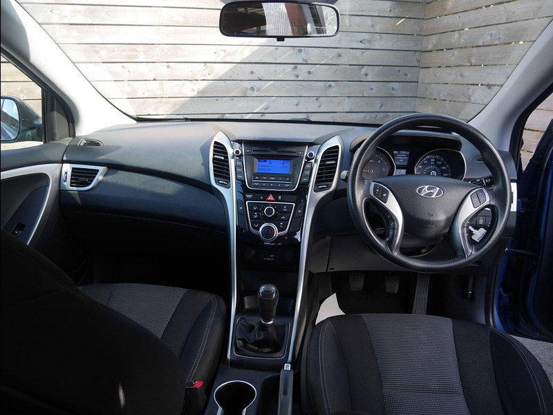 Hyundai I30 1.6 CRDi Blue Drive S Hatchback 5dr Diesel Manual Euro 6 (s/s) (110 ps) 5dr Manual 2026