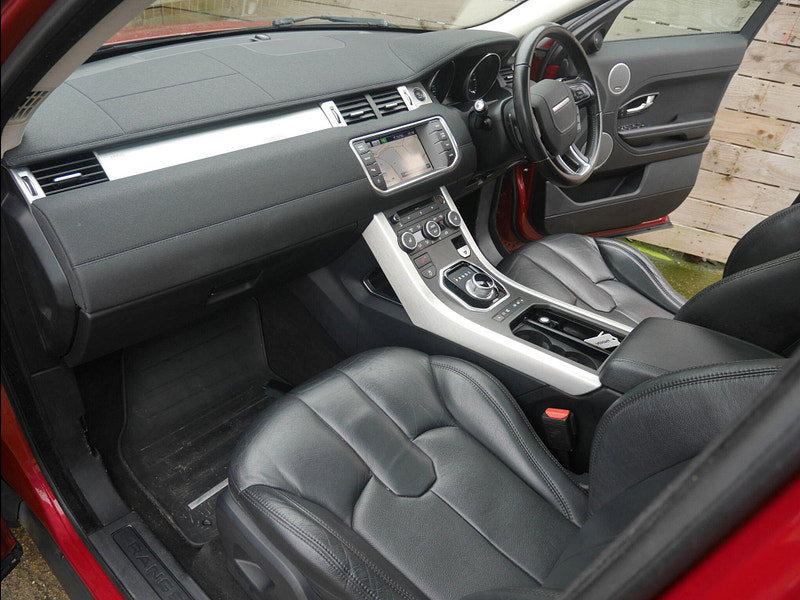 Land Rover Range Rover Evoque 2.2 SD4 Pure SUV 5dr Diesel Auto 4WD Euro 5 (190 ps) 5dr Automatic 2026