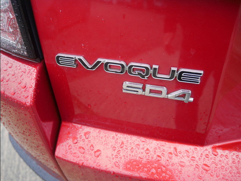 Land Rover Range Rover Evoque 2.2 SD4 Pure SUV 5dr Diesel Auto 4WD Euro 5 (190 ps) 5dr Automatic 2026