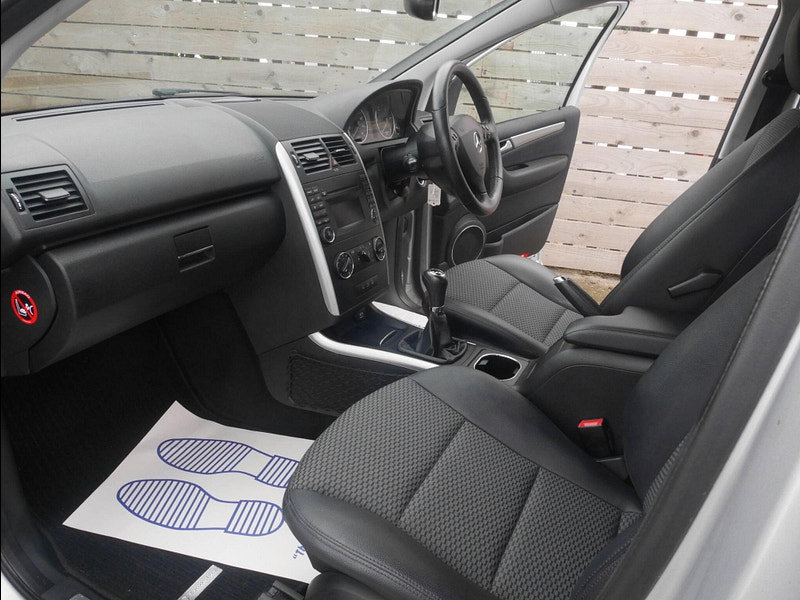 Mercedes-Benz A Class 2.0 A160 CDI Avantgarde SE Hatchback 5dr Diesel Manual (129 g/km, 82 bhp) 5dr Manual 2026