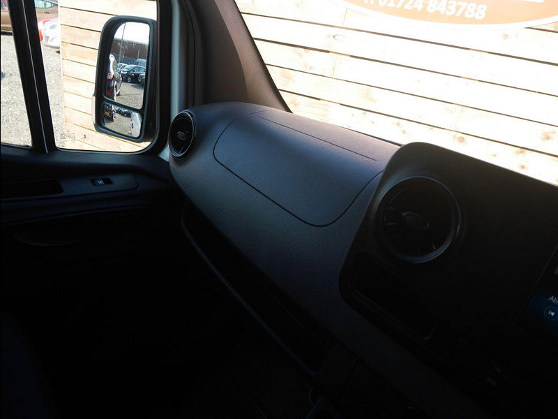 Mercedes-Benz Sprinter 2 Berth 0dr Manual 2026